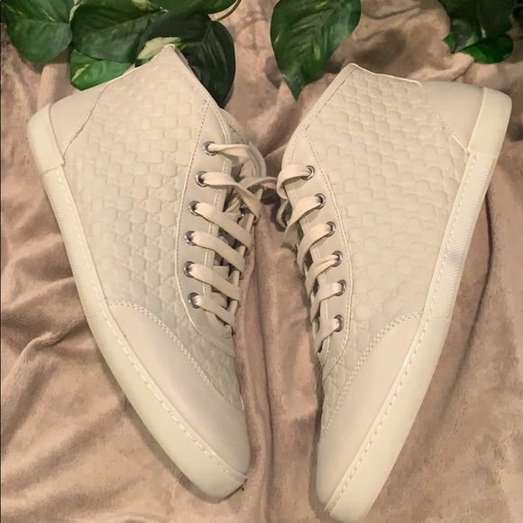 ❌TRADED❌ Gucci Guccissima Leather Hi-Top Sneaker - Picture 6 of 16